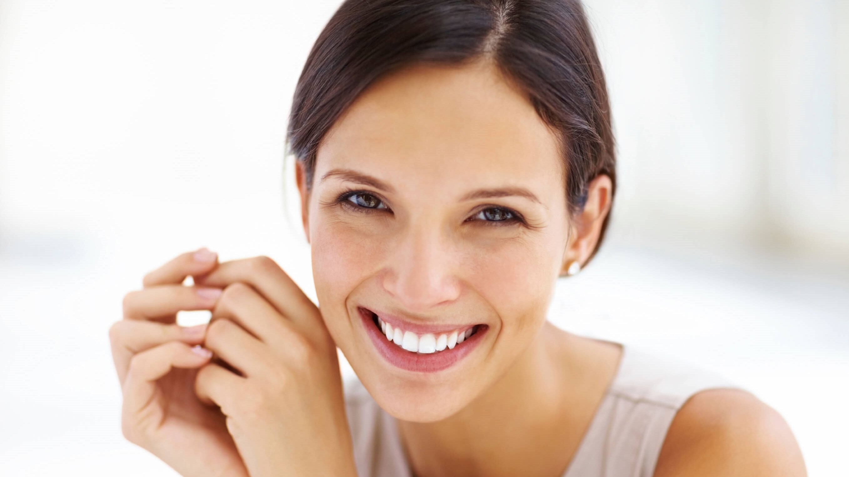 woman smiling bright teeth